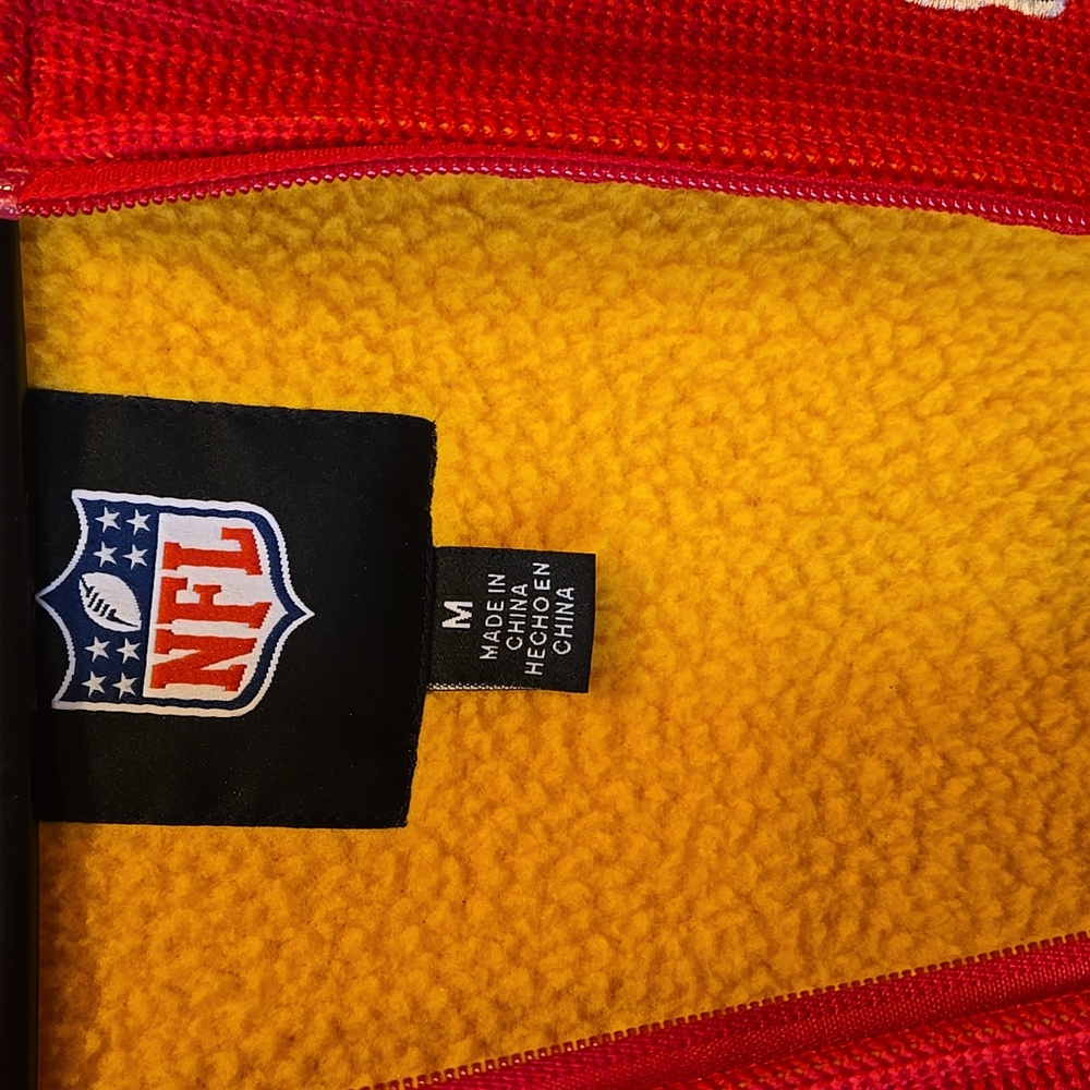 Men's heavyweight Kansas City Chiefs full zip hooded jacket. - Picture 5 of 6